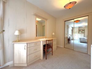 Photo 16- click for photo gallery